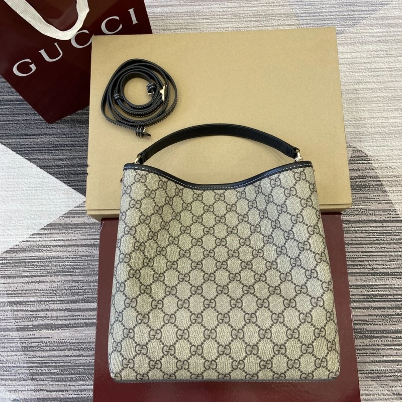 Gvc*1 top handle bags 4036c-2442