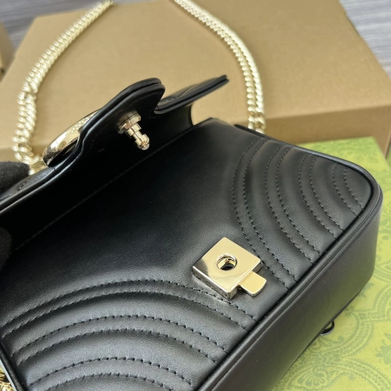 Gvc*1 top handle bags 4036c-2467