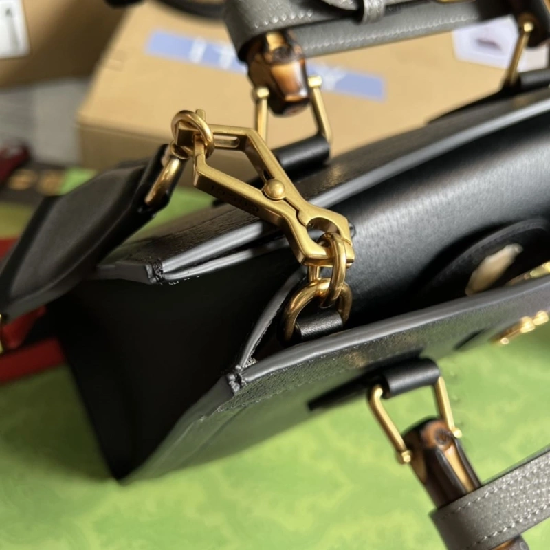 Gvc*1 top handle bags 4036c-2693
