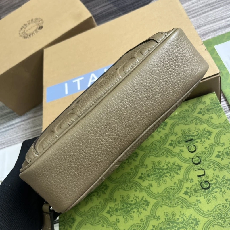 Gvc*1 clutch bags 4036c-2730