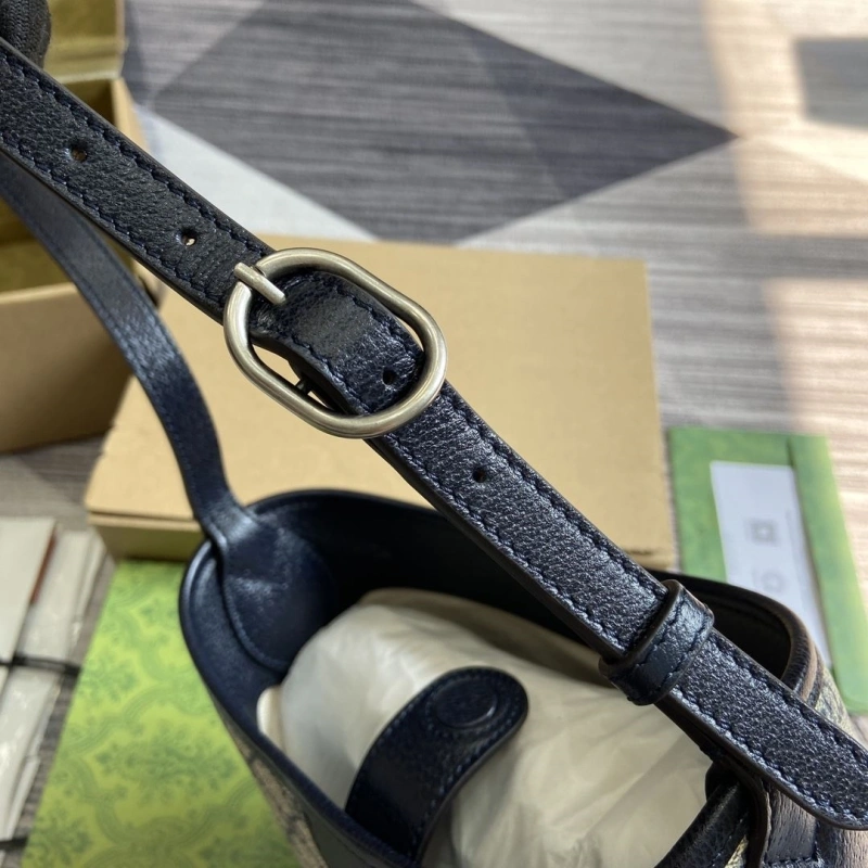 Gvc*1 top handle bags 4036c-2759