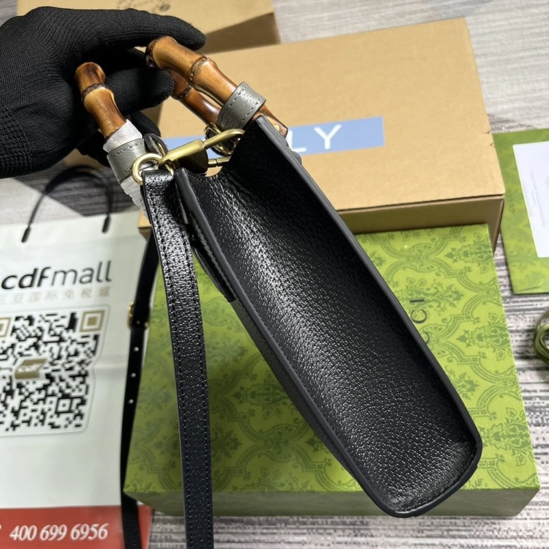 Gvc*1 top handle bags 4036c-2819