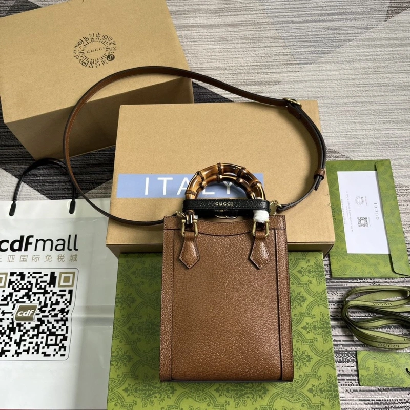 Gvc*1 top handle bags 4036c-2820