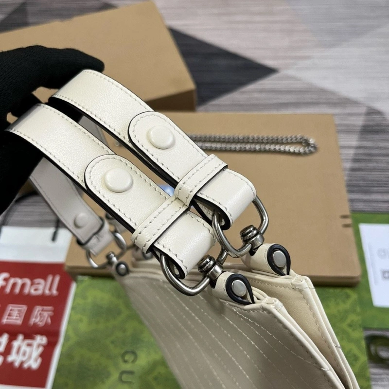 Gvc*1 top handle bags 4036c-2900