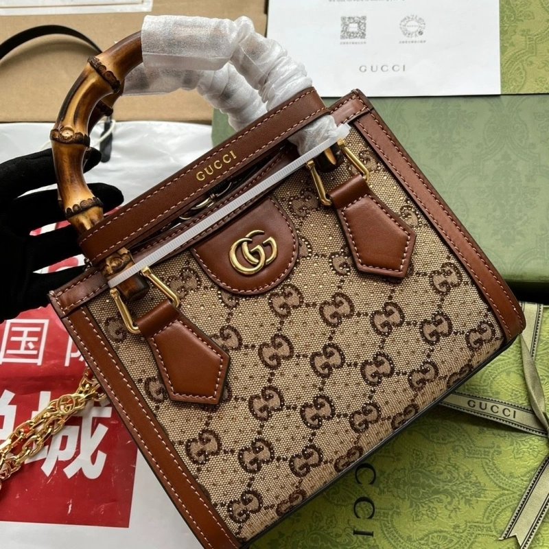 Gvc*1 top handle bags 4036c-3080