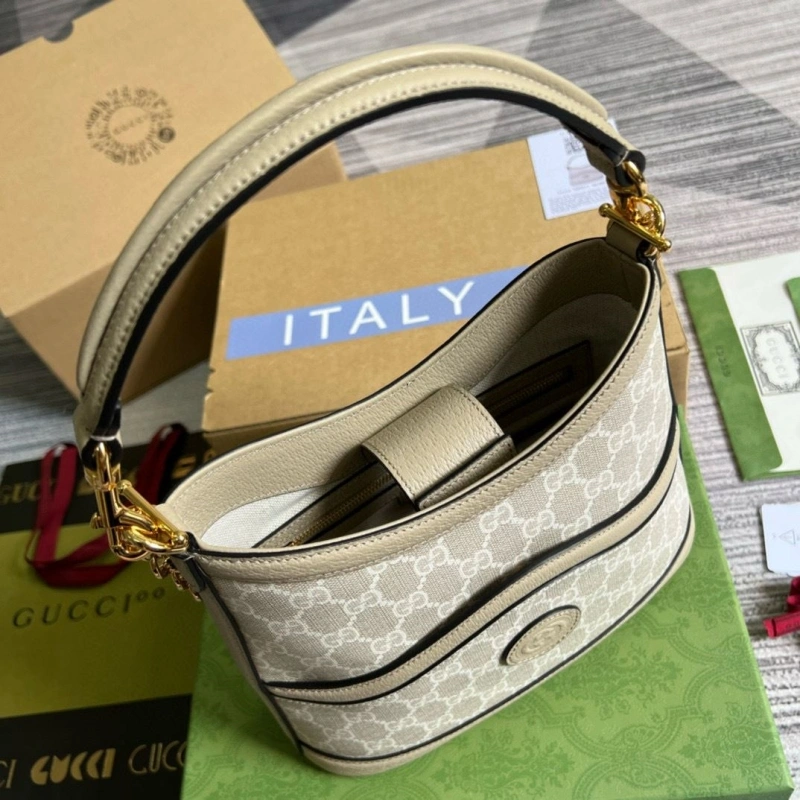 Gvc*1 top handle bags 4036c-3083