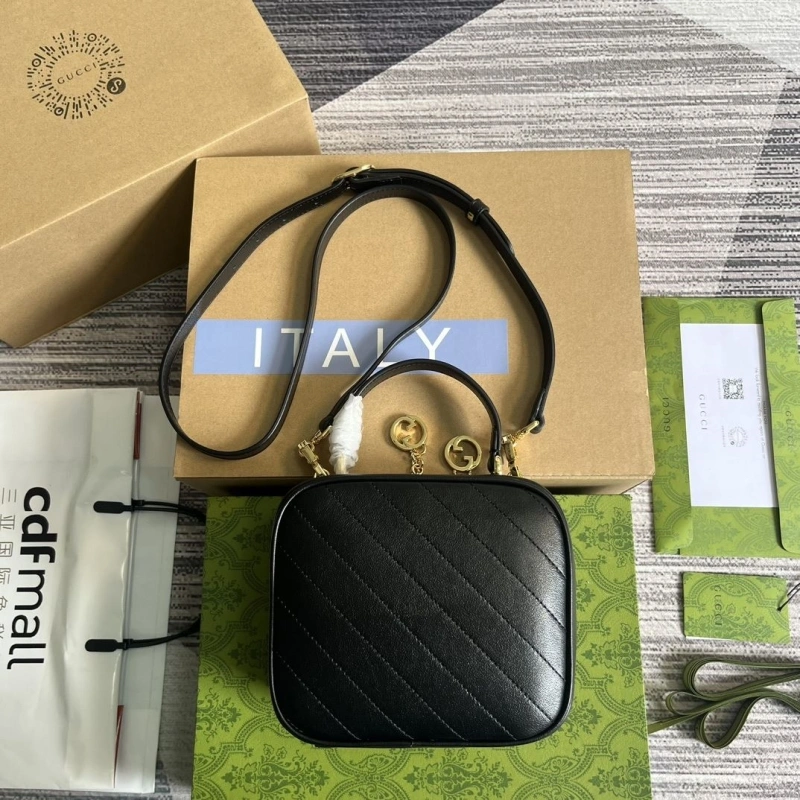 Gvc*1 top handle bags 4036c-3240