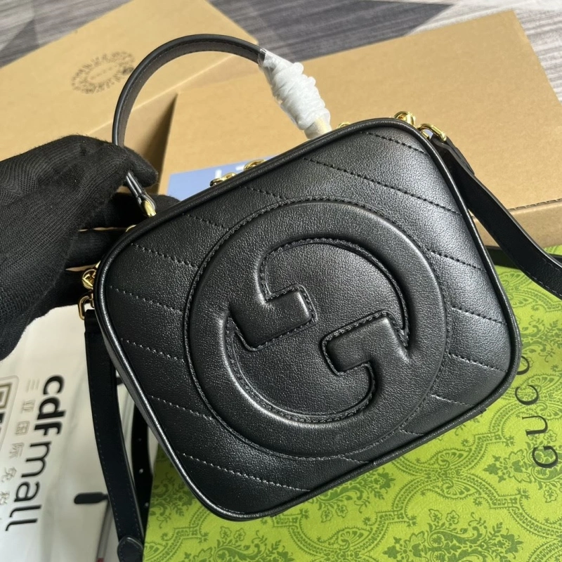 Gvc*1 top handle bags 4036c-3240