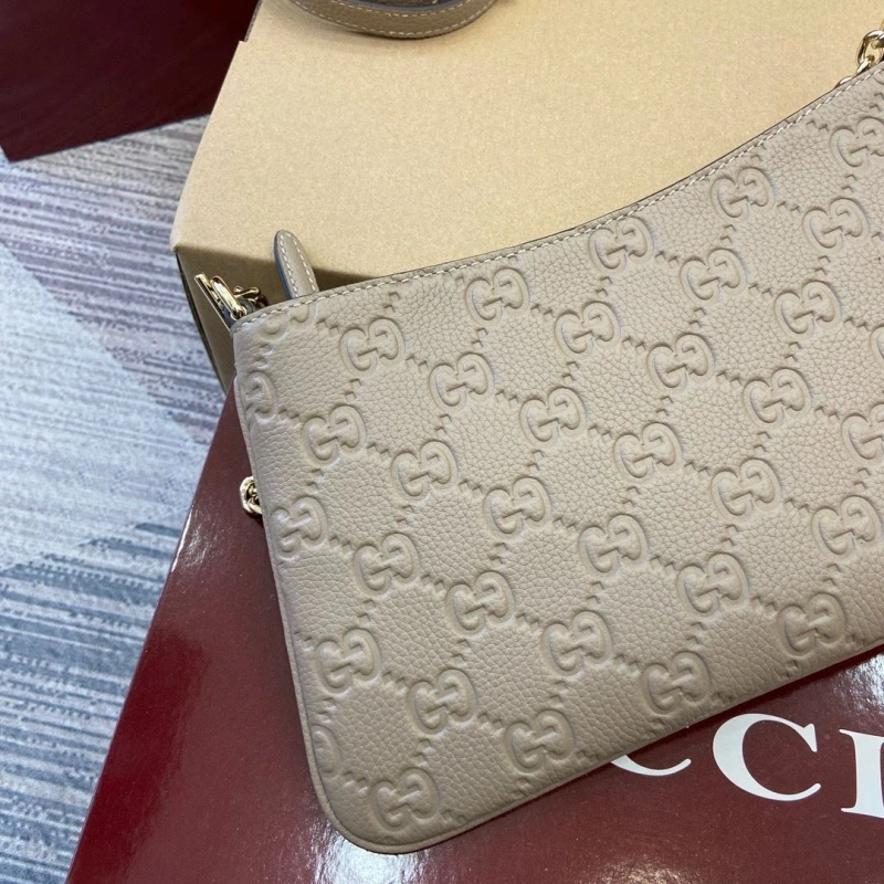 Gvc*1 top handle bags 4036c-3252