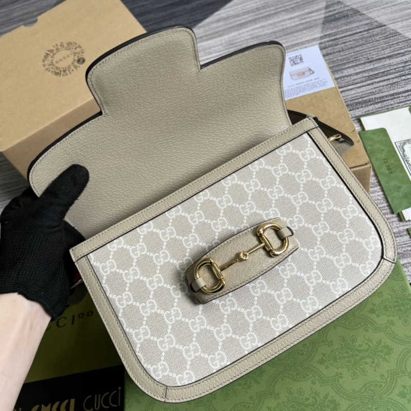 Gvc*1 top handle bags 4036c-3300