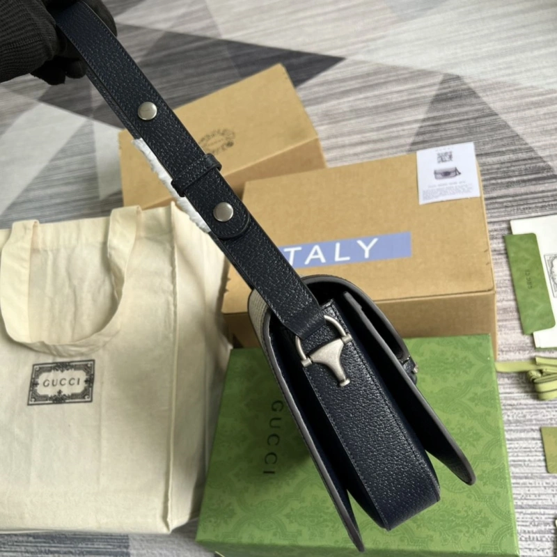 Gvc*1 top handle bags 4036c-3301