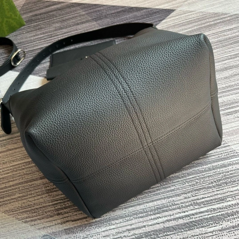 Gvc*1 top handle bags 4036c-3373