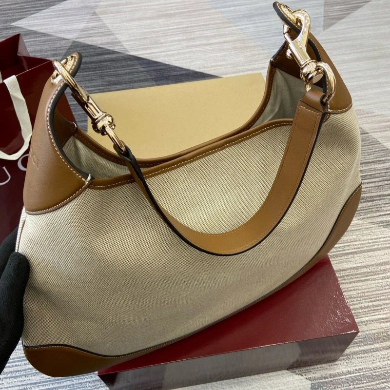 Gvc*1 top handle bags 4036c-3396