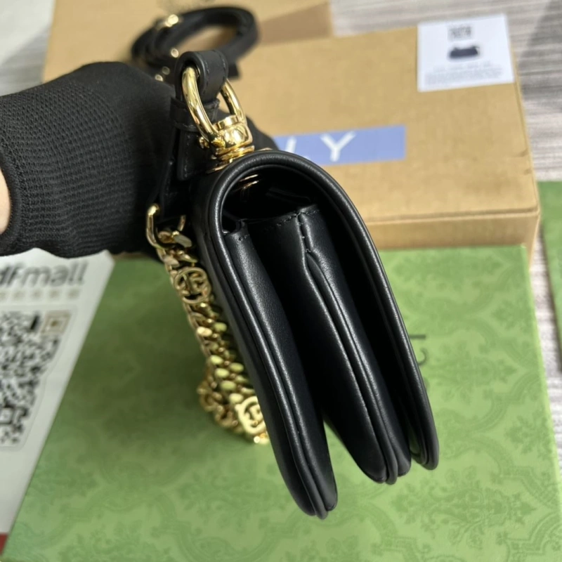 Gvc*1 top handle bags 4036c-3424