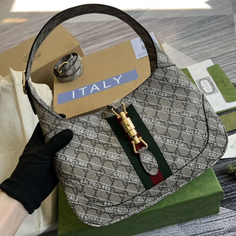 Gvc*1 top handle bags 4036c-3437