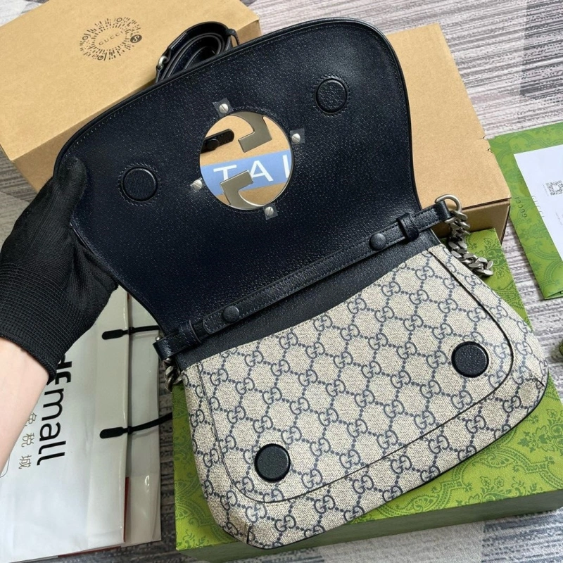 Gvc*1 top handle bags 4036c-3590