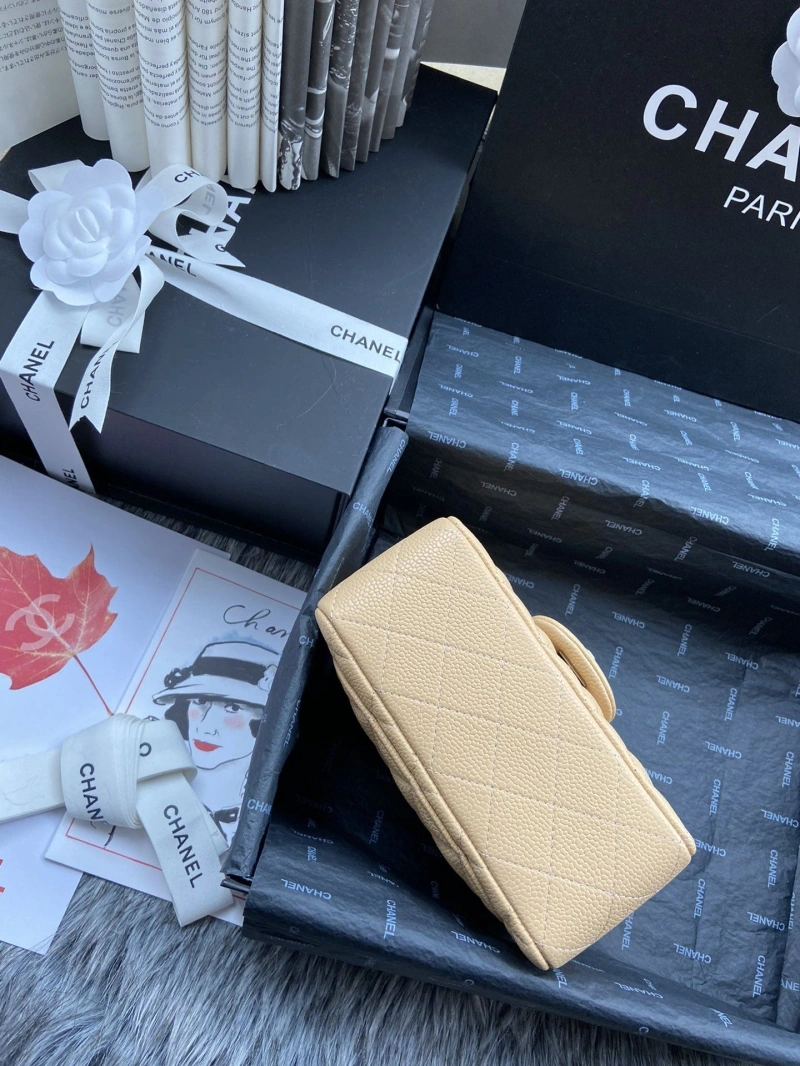 Ch**el wallets 4046h-0162