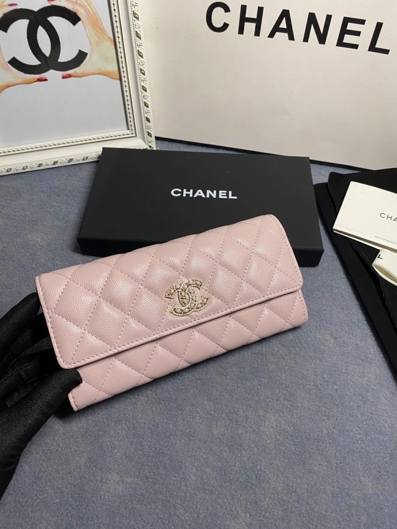 Ch**el wallets 4046h-0172