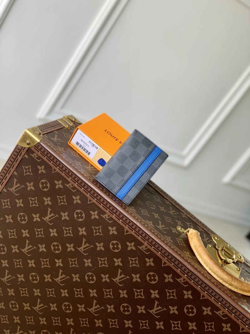 LV Wallets 4048A-0074