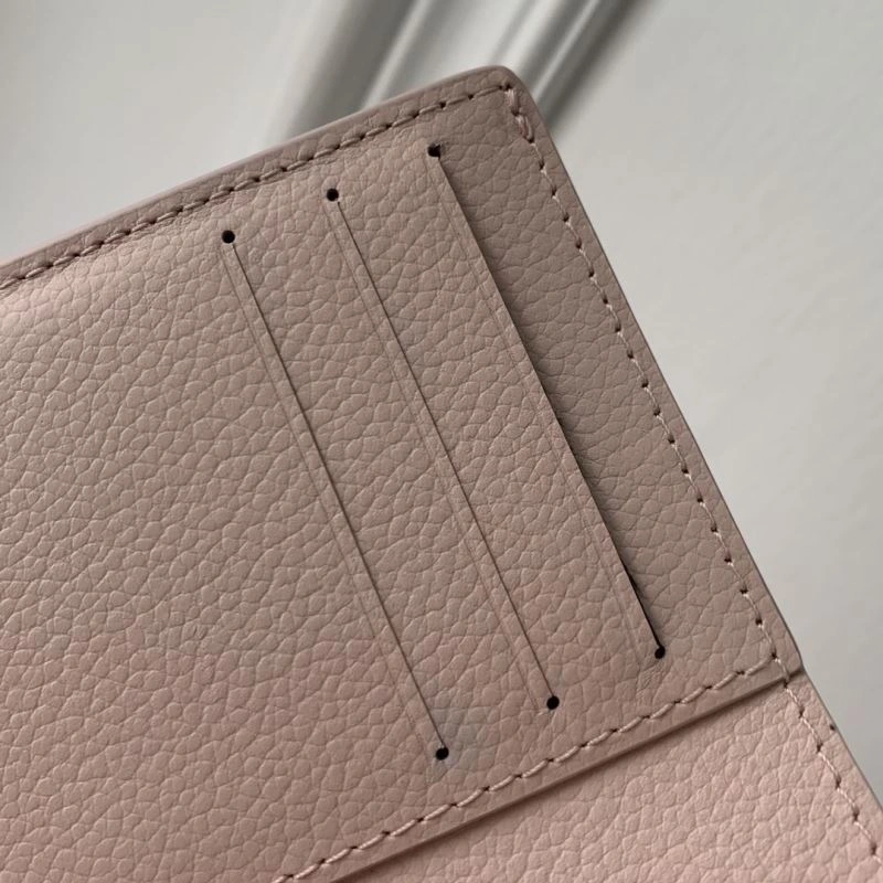 LV Wallets 4048H-0211