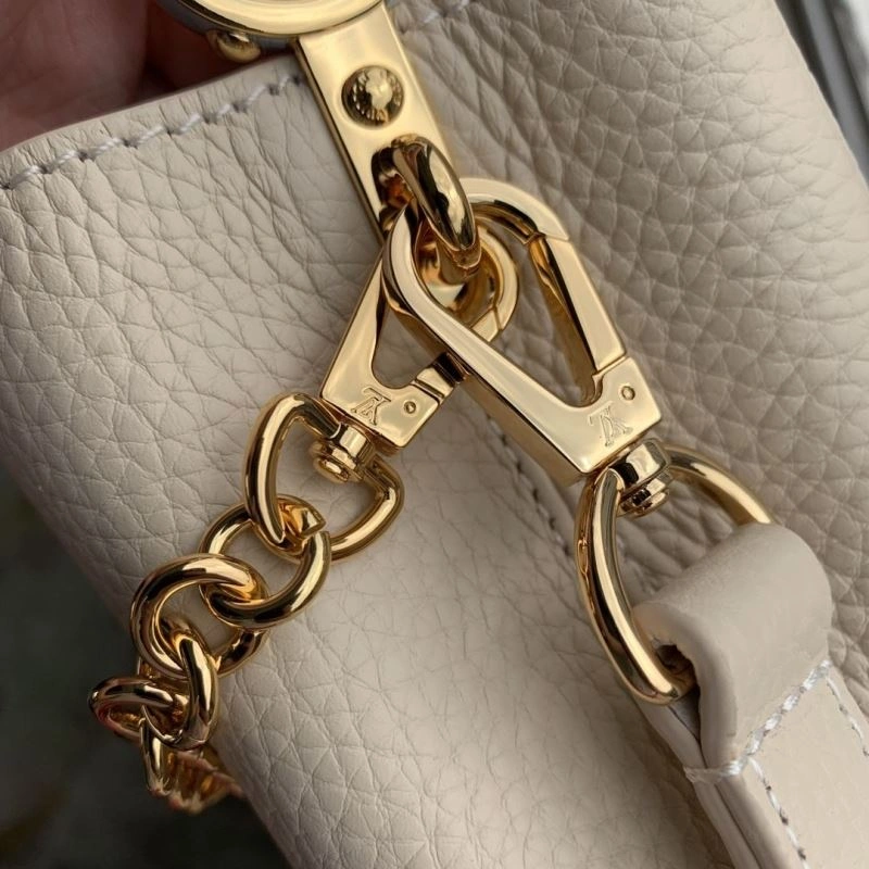 LV Capucines Bags 4048H-0260