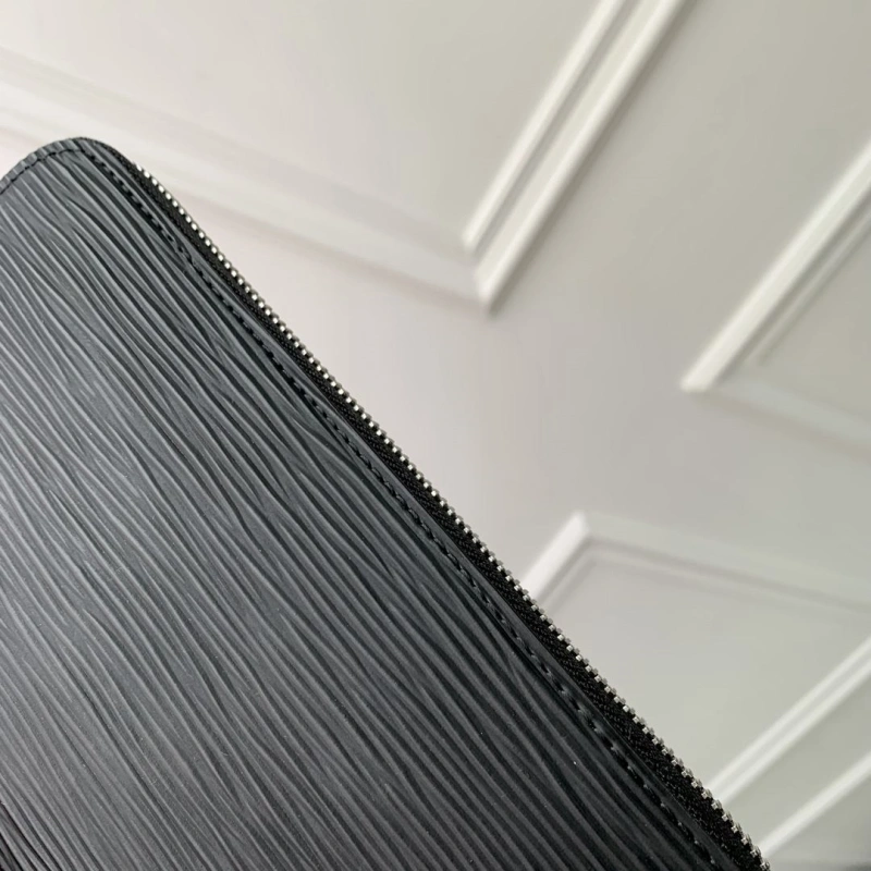 LV Wallets 4048I-0172
