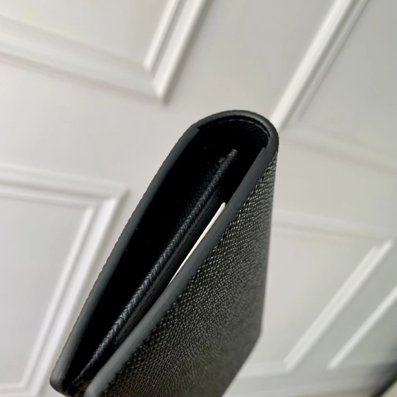 LV Wallets 4048I-0176