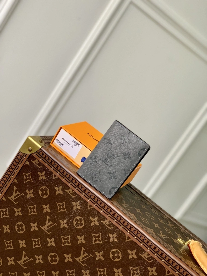 LV Wallets 4048I-0206
