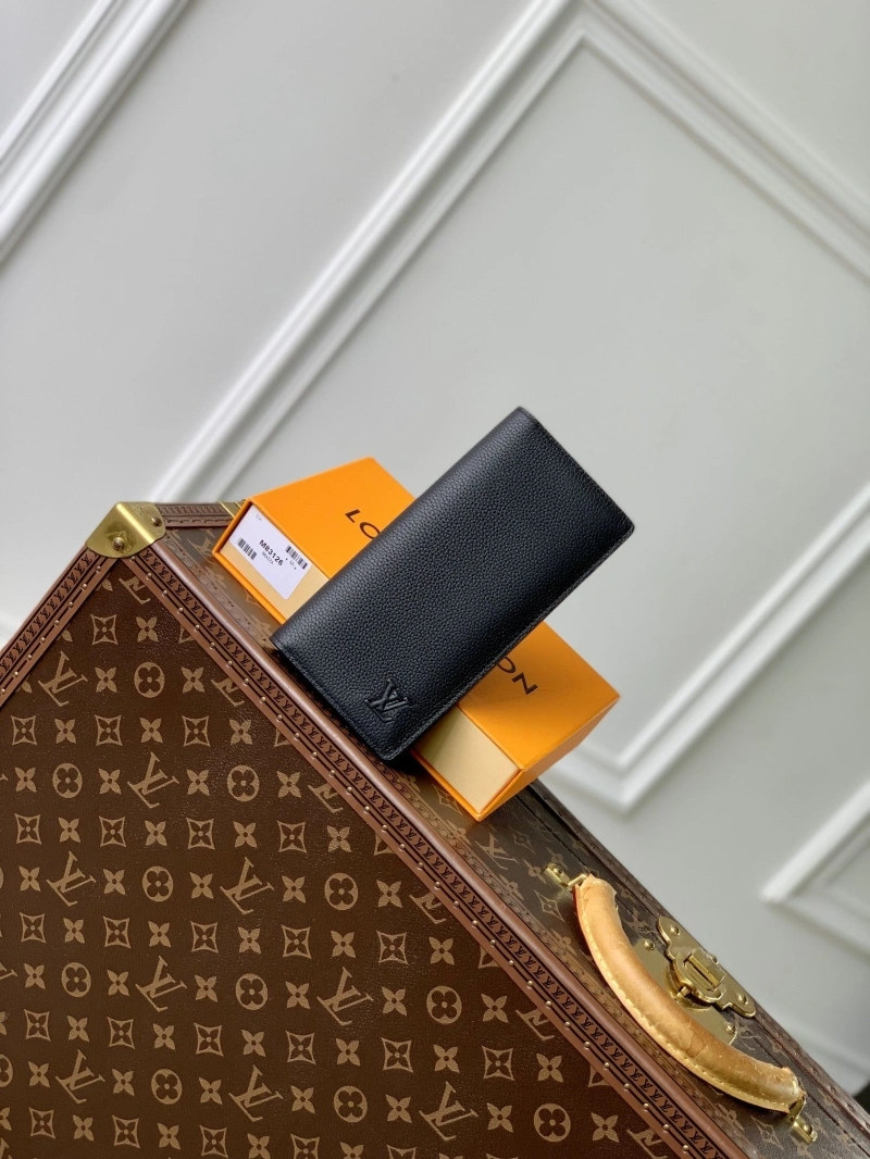 LV Wallets 4048I-0242