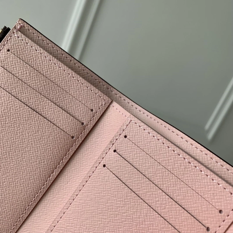 LV Wallets 4048I-0321