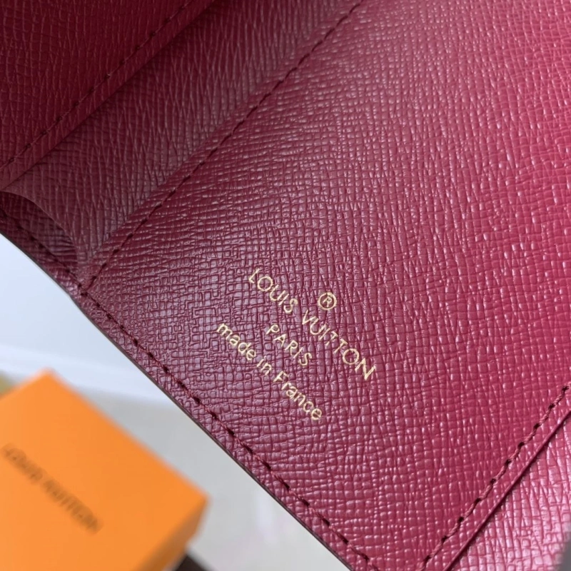 LV Wallets 4048I-0324
