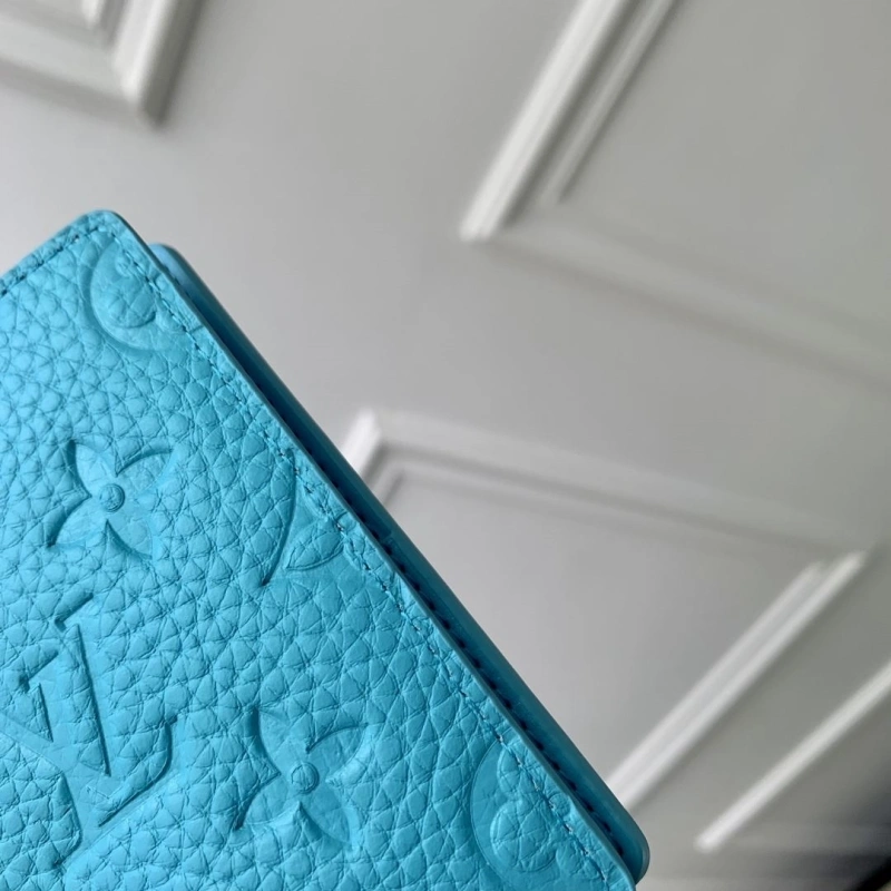 LV Wallets 4048I-0395