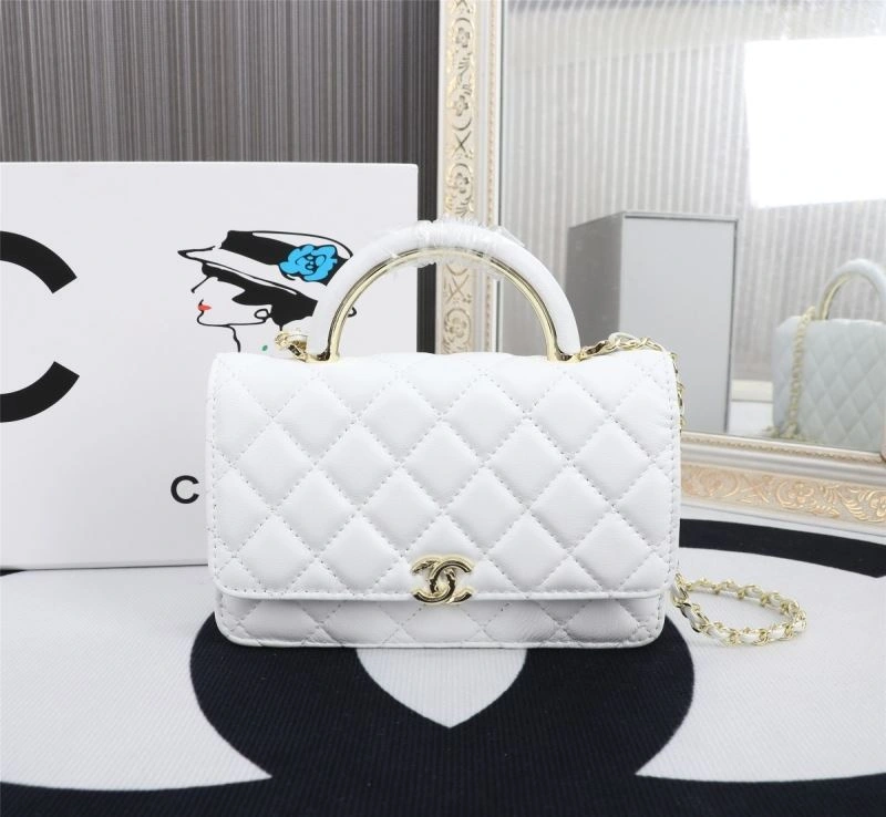Ch**el woc bags 4049b-0390