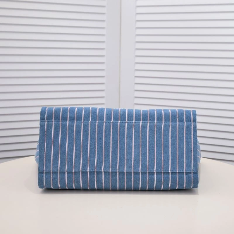 Ch**el shopping bags 4049b-0577