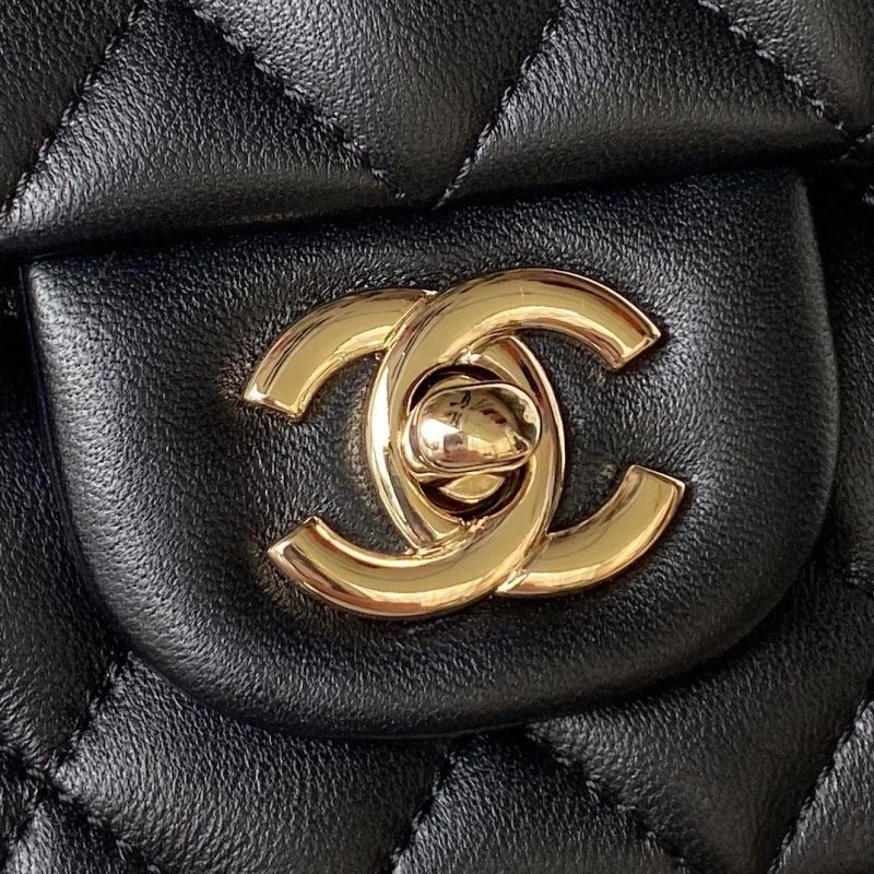 Ch**el cf series bags 4049c-0008