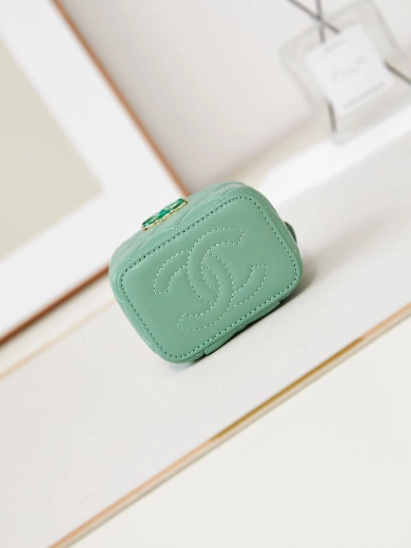 Ch**el cosmetic bags 4049c-0052