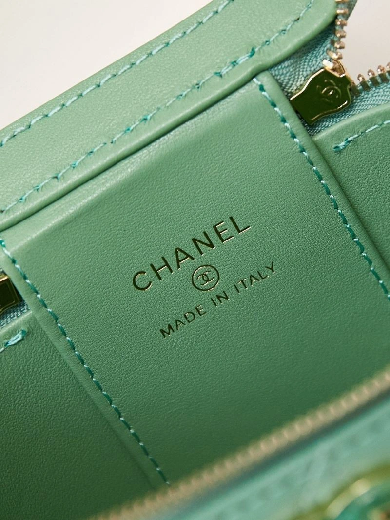 Ch**el cosmetic bags 4049c-0052