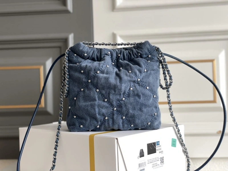 Ch**el shopping bags 4049d-0037