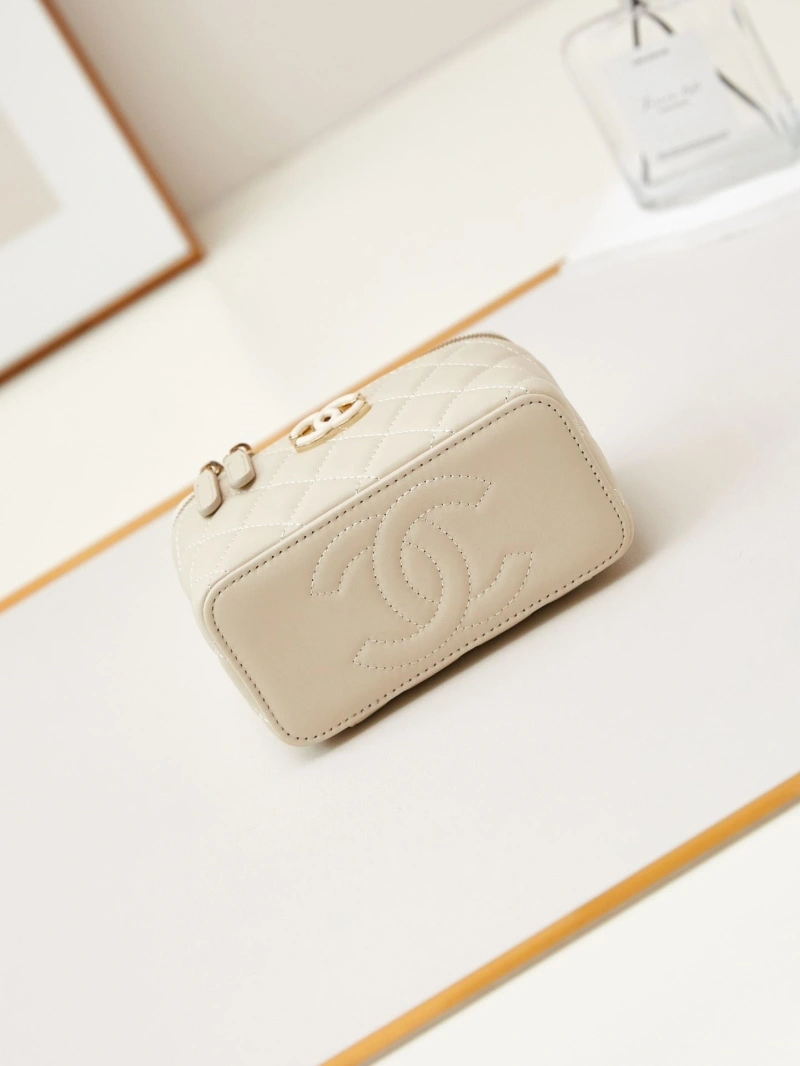 Ch**el cosmetic bags 4049d-0094