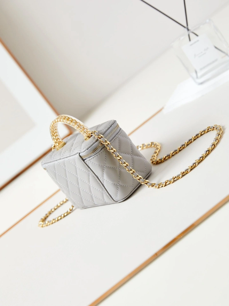Ch**el cosmetic bags 4049d-0111