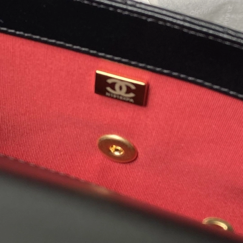 Ch**el 19 bags 4049h-0127