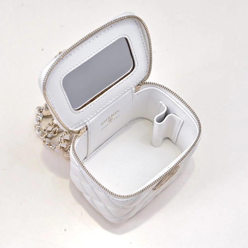 Ch**el cosmetic bags 4049h-0190