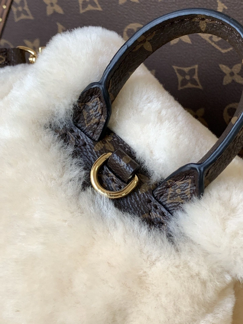 LV Backpacks 4056A-0173