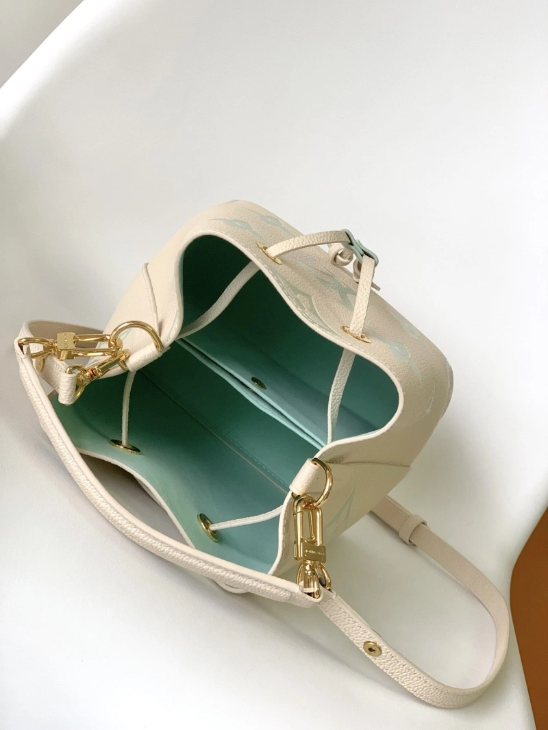 LV Bucket Bags 4056C-0013