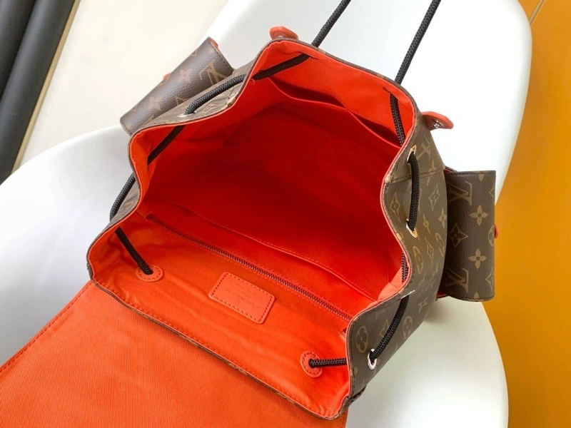 LV Backpacks 4056C-0063