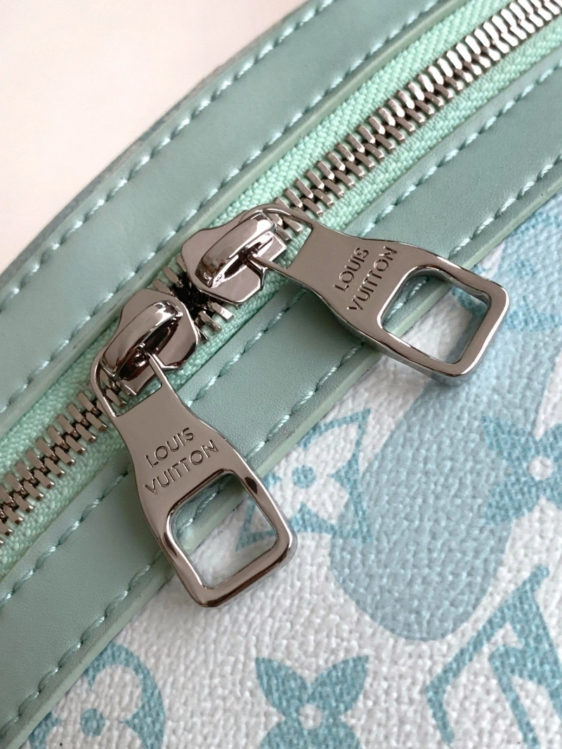 LV Backpacks 4056D-0429