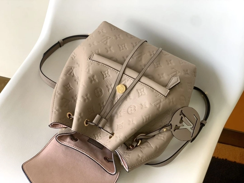 LV Backpacks 4056F-0007
