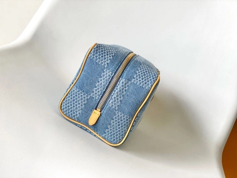 LV Cosmetic Bags 4056F-0024