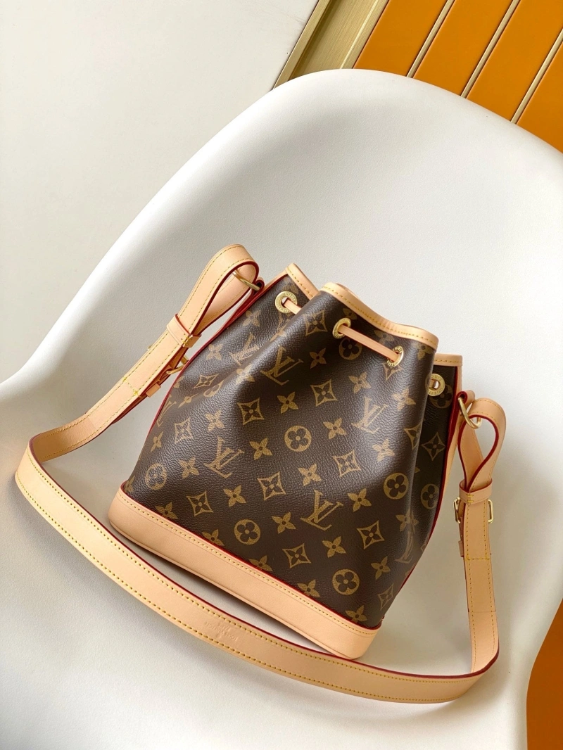 LV Bucket Bags 4056F-0169