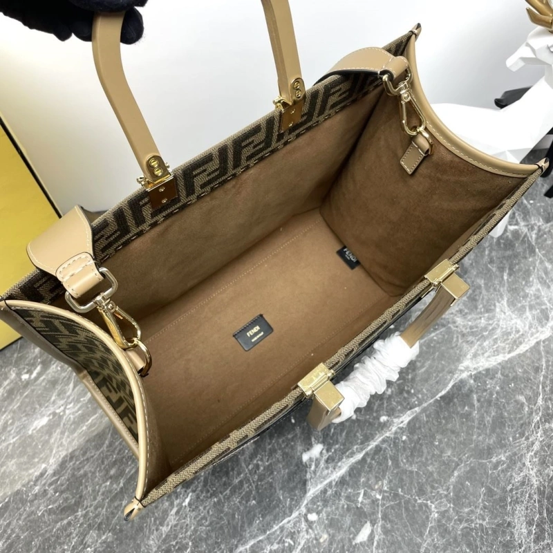 F**di shopping bags 4081-0022